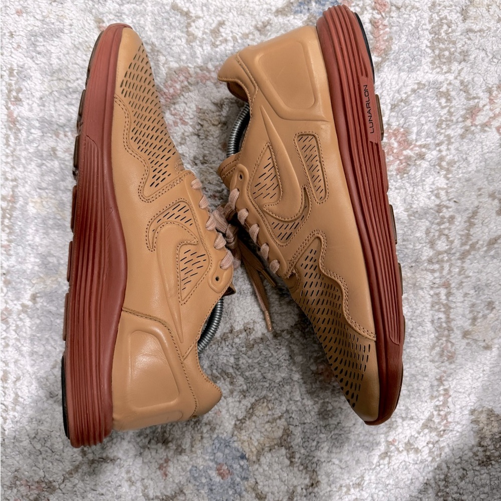 Nike Lunar Flow Premium Tan Men’s size 9